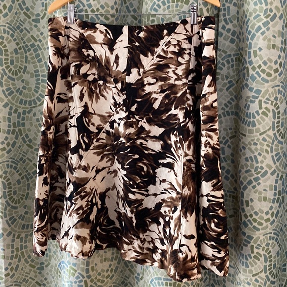 Adrienne Vittadini Skirt 14 - Picture 3 of 7